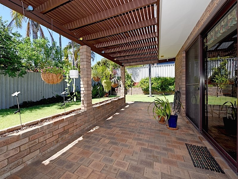 14 Redoubt Road, Willetton WA 6155