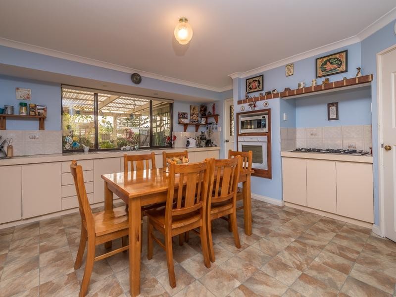 22 Mindarie Drive, Quinns Rocks WA 6030