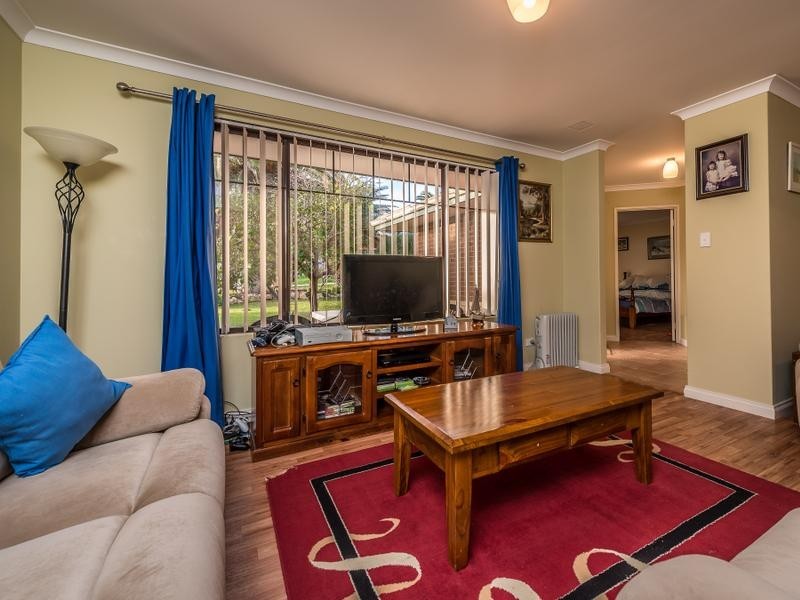 22 Mindarie Drive, Quinns Rocks WA 6030