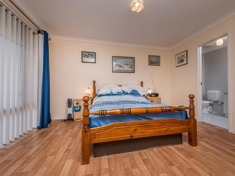 22 Mindarie Drive, Quinns Rocks WA 6030