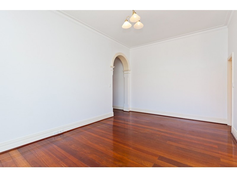 104 Whatley Cres, Maylands WA 6051