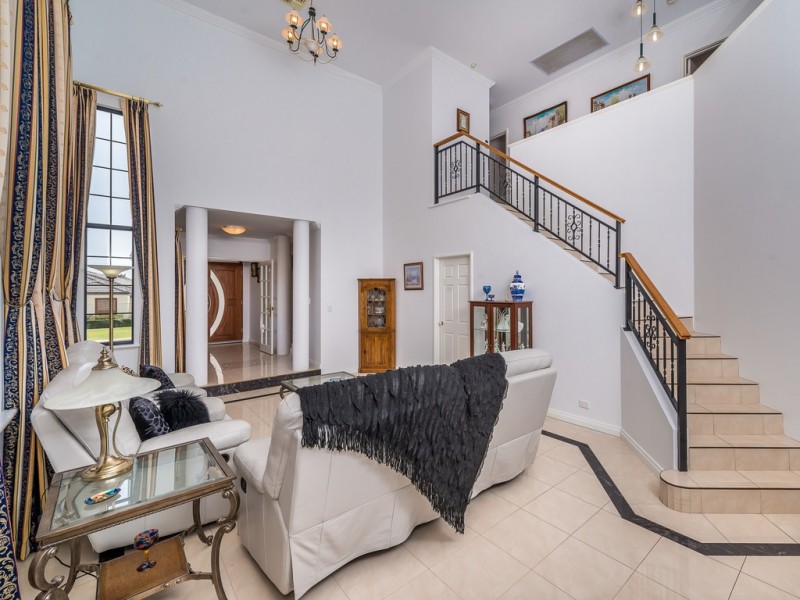 12 St Thomas, Iluka WA 6028