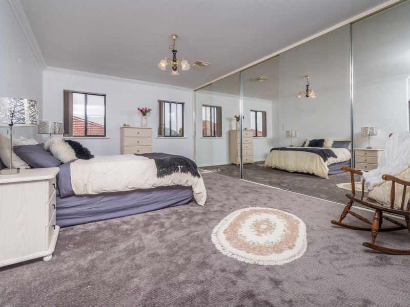 12 St Thomas, Iluka WA 6028