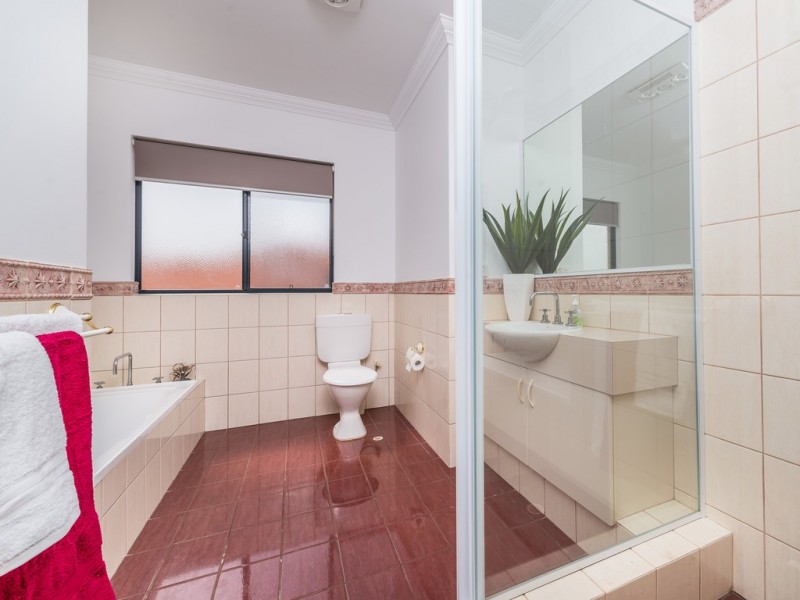 12 St Thomas, Iluka WA 6028
