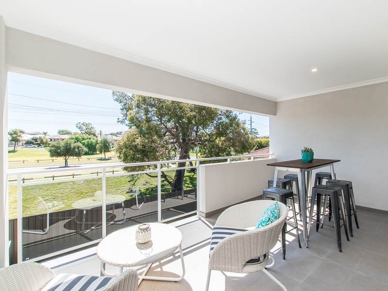 6/72 Marloo Rd, Westminster WA 6061