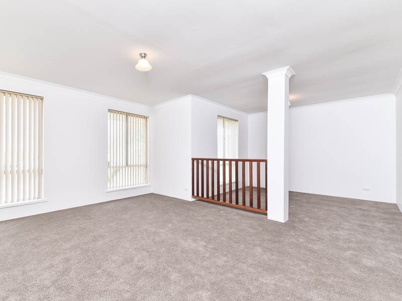 25 Collison Place, Marangaroo WA 6064