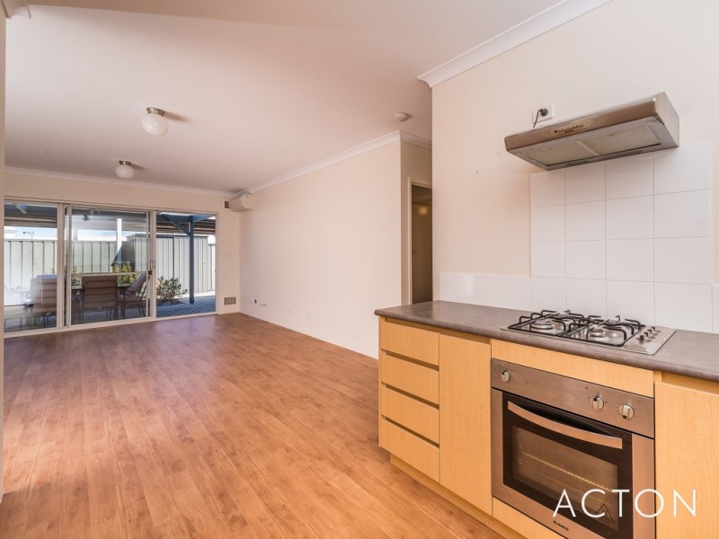 52a Kahana Parkway, Butler WA 6036