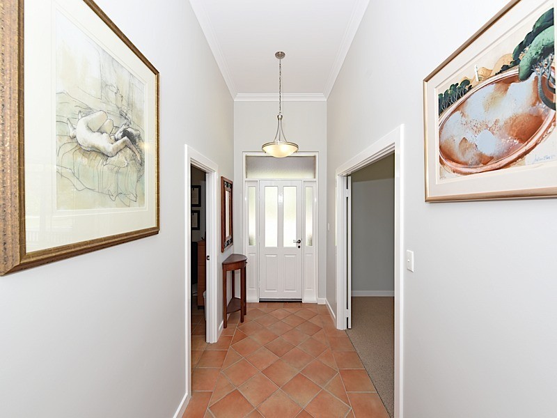 8 Hesperia Avenue, City Beach WA 6015