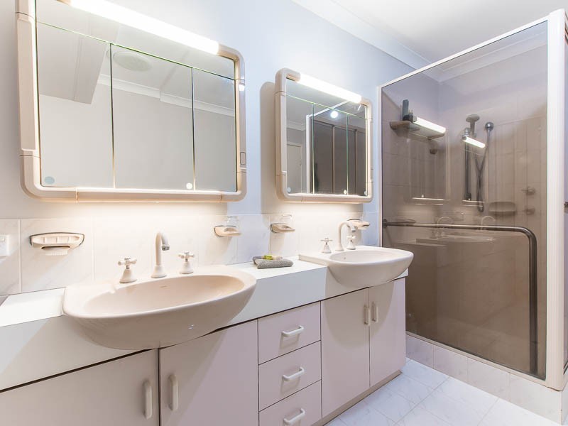 27 Oldham Street, Hillarys WA 6025