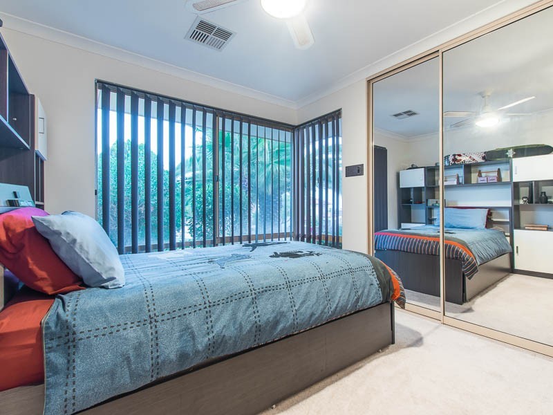 27 Oldham Street, Hillarys WA 6025