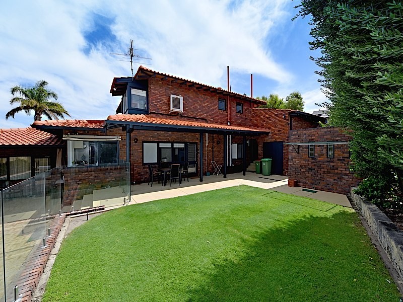 59 Tilton Terrace, City Beach WA 6015