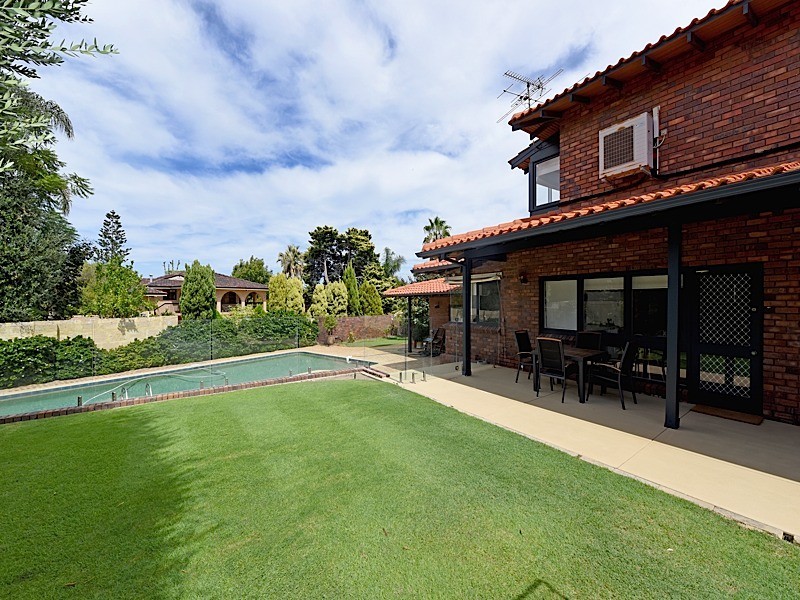 59 Tilton Terrace, City Beach WA 6015