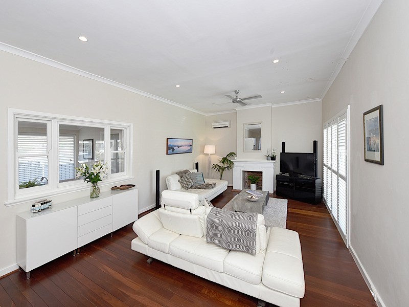 212 Herbert Street, Doubleview WA 6018