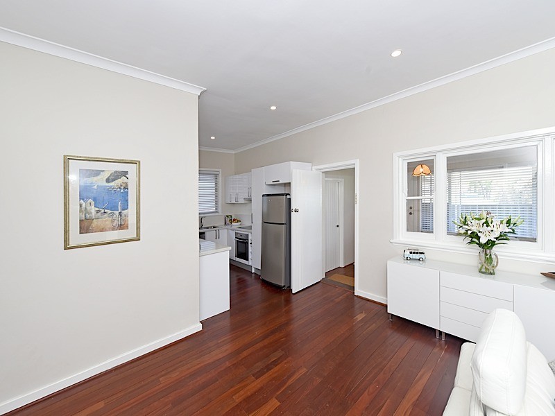 212 Herbert Street, Doubleview WA 6018