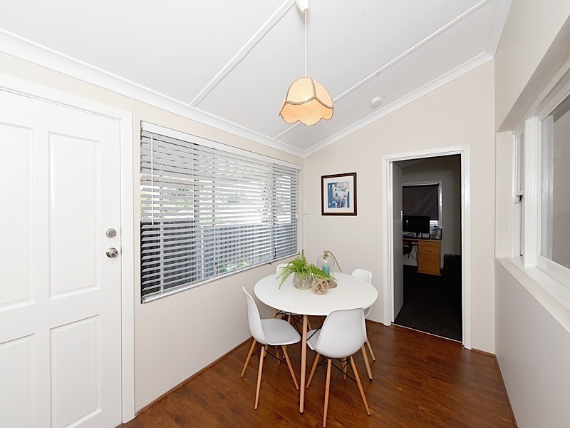 212 Herbert Street, Doubleview WA 6018