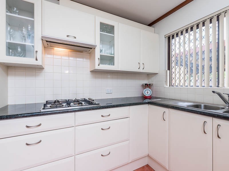 4/39 Megalong Street, Nedlands WA 6009