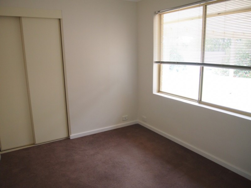 1 Colson Close, Hillarys WA 6025