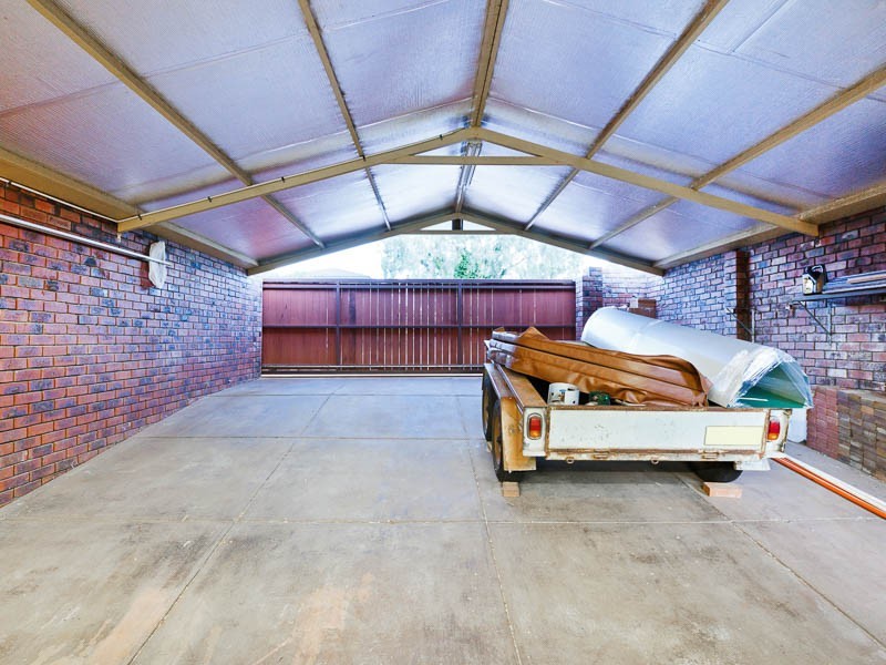 42 Dempster Road, Karrinyup WA 6018