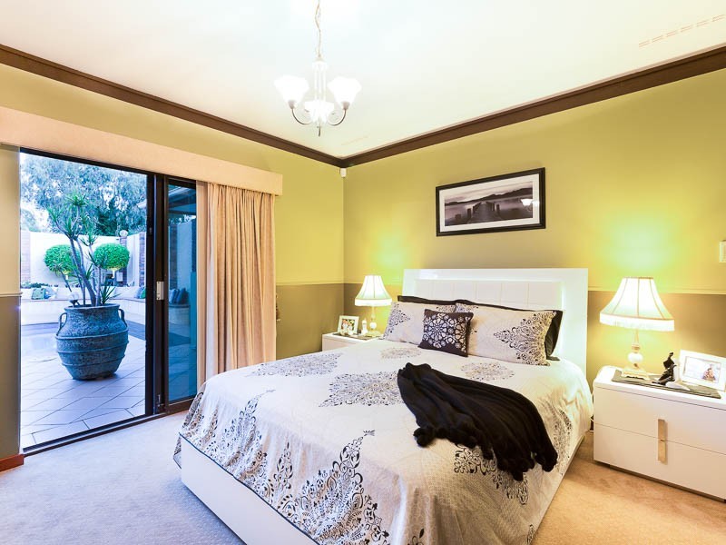 42 Dempster Road, Karrinyup WA 6018