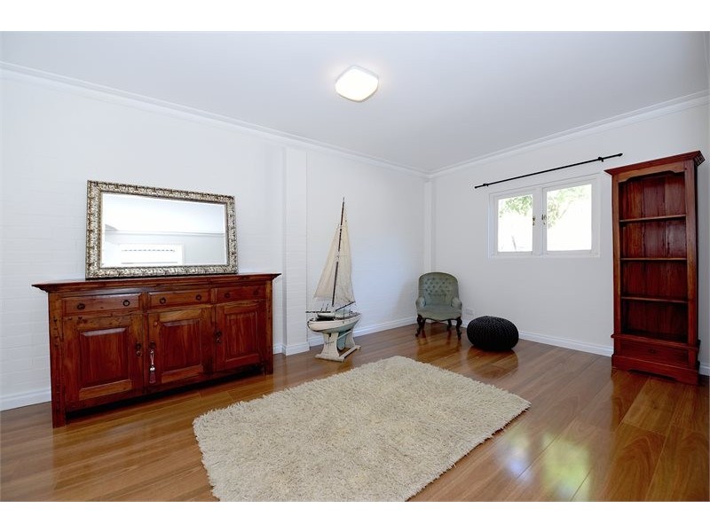 7 Melville Street, Cottesloe WA 6011