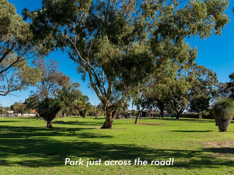 4 Highbridge Way,, Karrinyup WA 6018