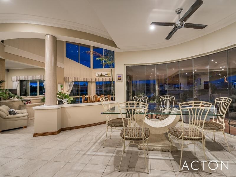 15 Clarecastle Retreat, Mindarie WA 6030