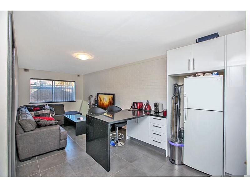 3/19 Coode Street, Fremantle WA 6160