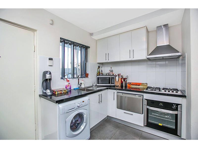3/19 Coode Street, Fremantle WA 6160