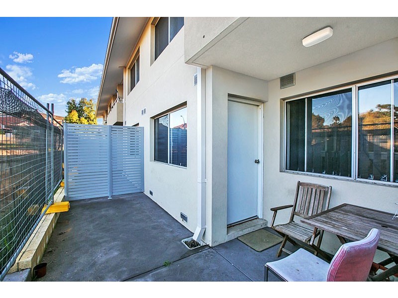 3/19 Coode Street, Fremantle WA 6160