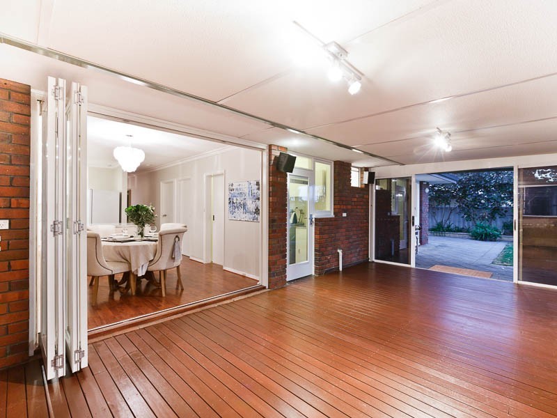 14 Batavia Place, Kallaroo WA 6025