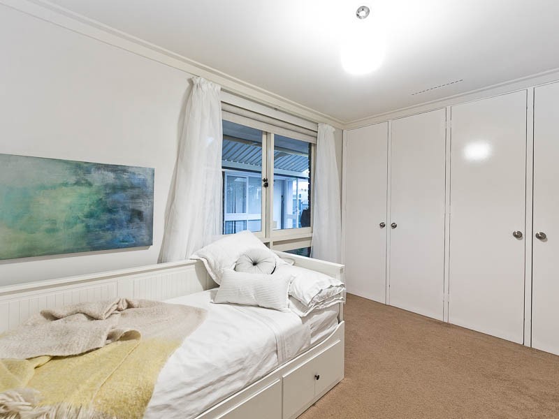 14 Batavia Place, Kallaroo WA 6025