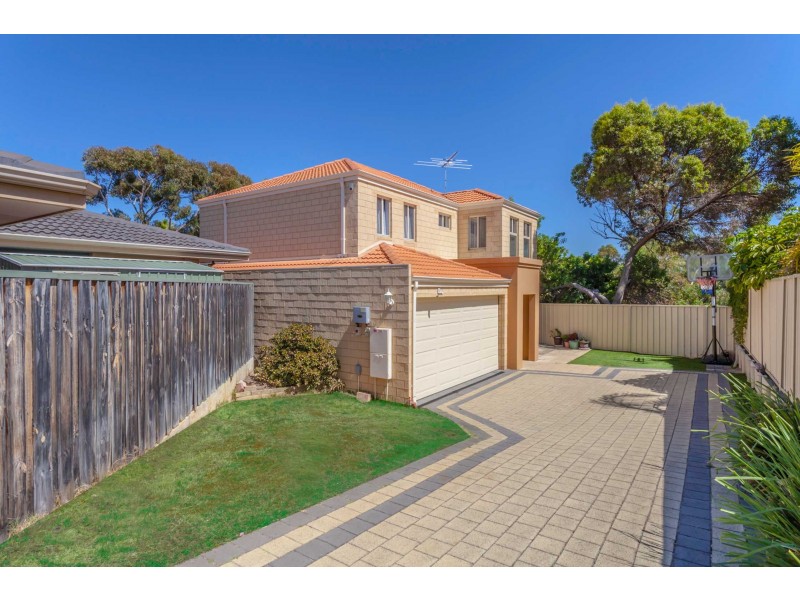 3A Caitup Place, Hillarys WA 6025