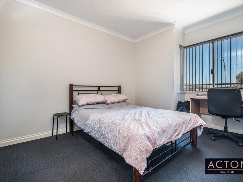43B Lakeside Drive, Joondalup WA 6027