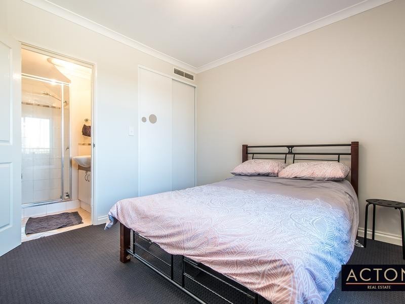 43B Lakeside Drive, Joondalup WA 6027