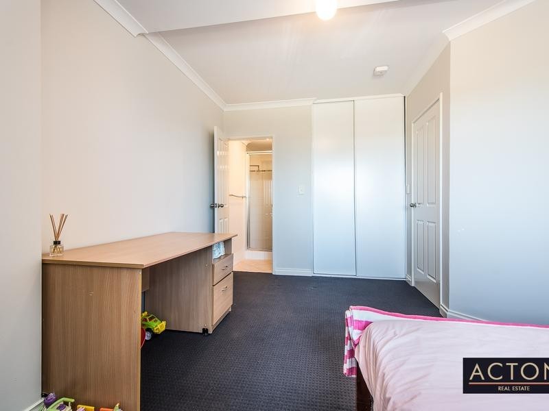 43B Lakeside Drive, Joondalup WA 6027
