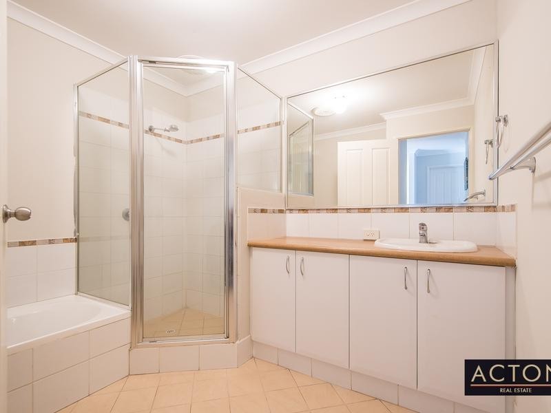 43B Lakeside Drive, Joondalup WA 6027