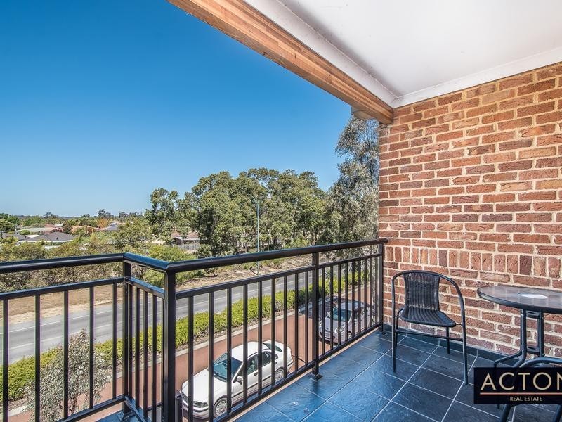 43B Lakeside Drive, Joondalup WA 6027