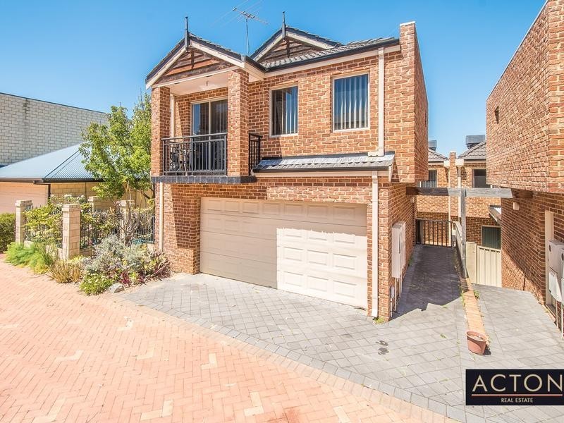 43B Lakeside Drive, Joondalup WA 6027