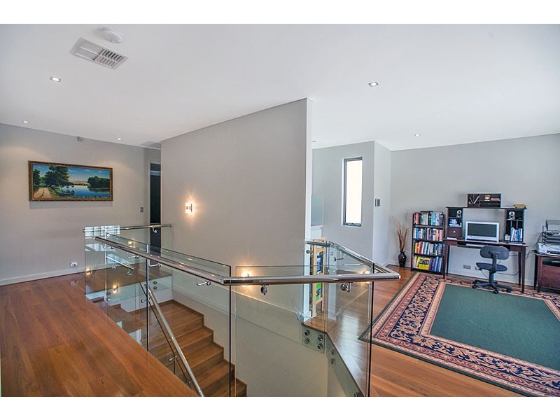 2 Gali Lane, City Beach WA 6015