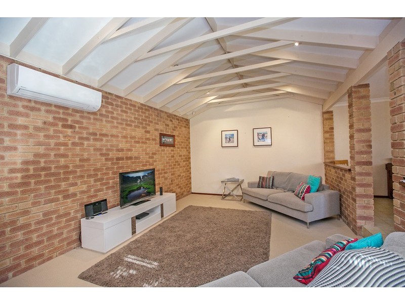 1 Karla Place, City Beach WA 6015