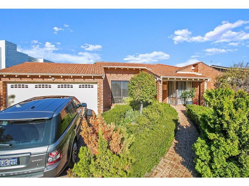 1 Karla Place, City Beach WA 6015