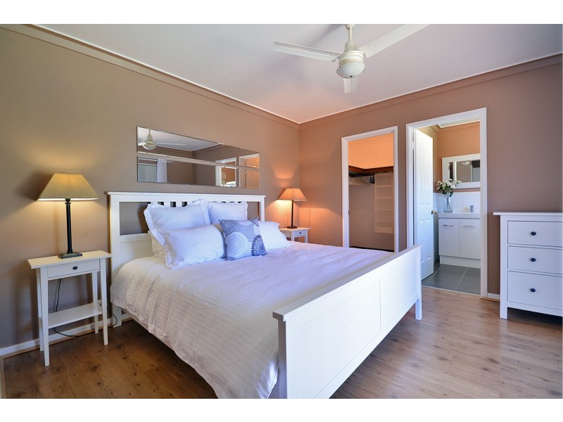 34 Banks Avenue, Hillarys WA 6025