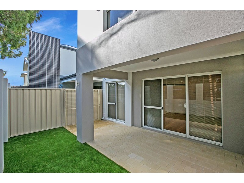 13 Clague Street, Rivervale WA 6103