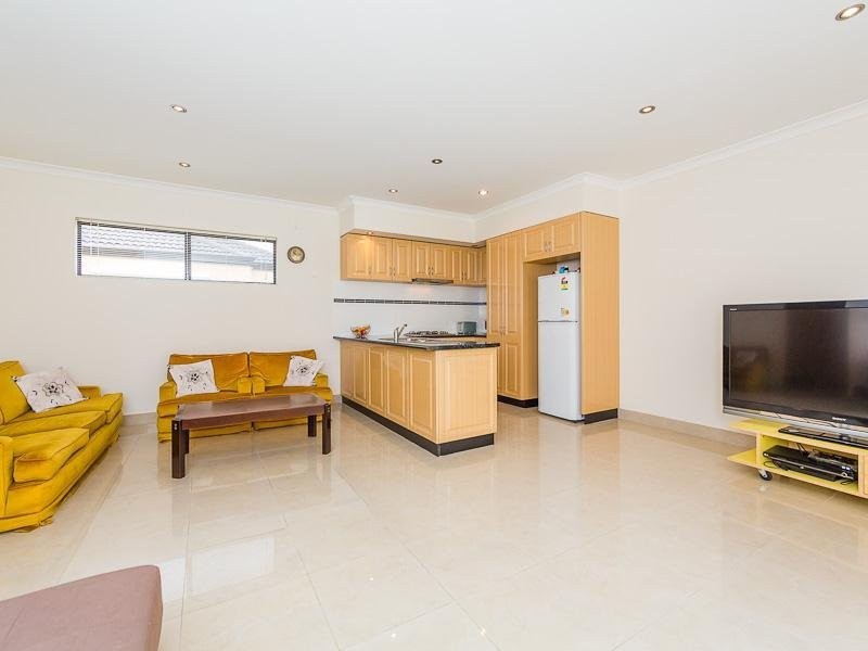 4/36 Arkana Road, Westminster WA 6061