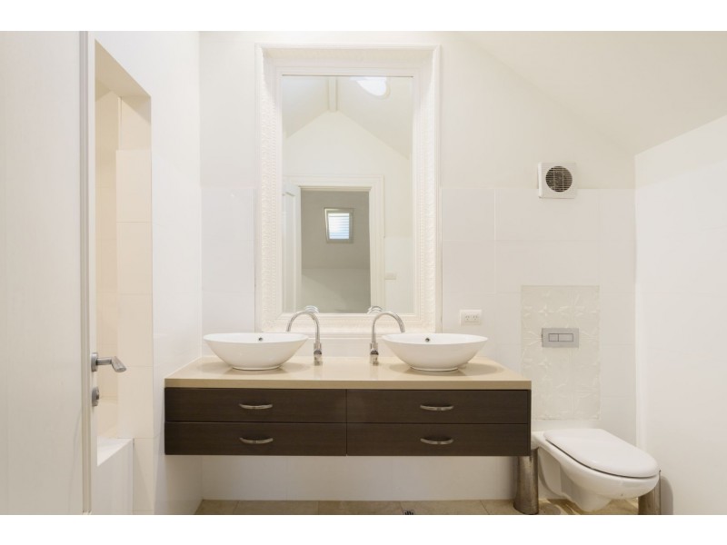 179A Eighth Ave, Inglewood WA 6052