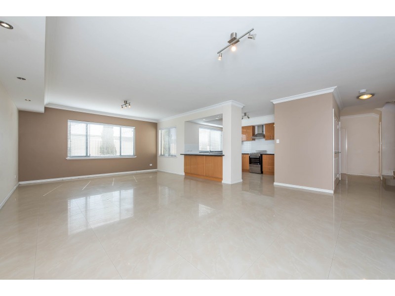 124B Huntriss Road, Doubleview WA 6018