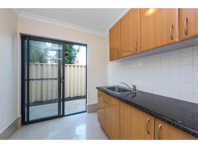 124B Huntriss Road, Doubleview WA 6018