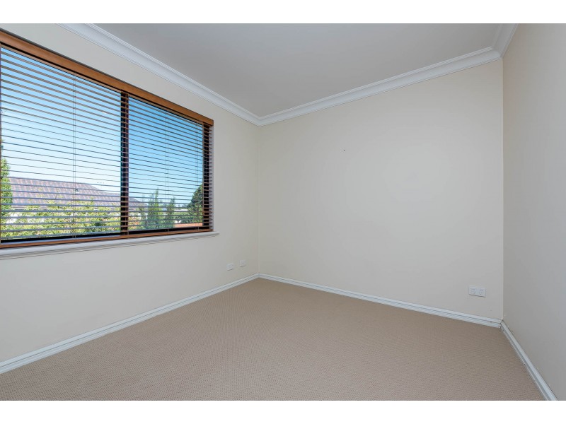 124B Huntriss Road, Doubleview WA 6018