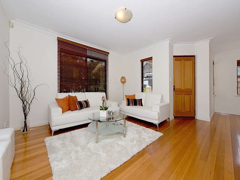 15/42 Burns Street, North Fremantle WA 6159