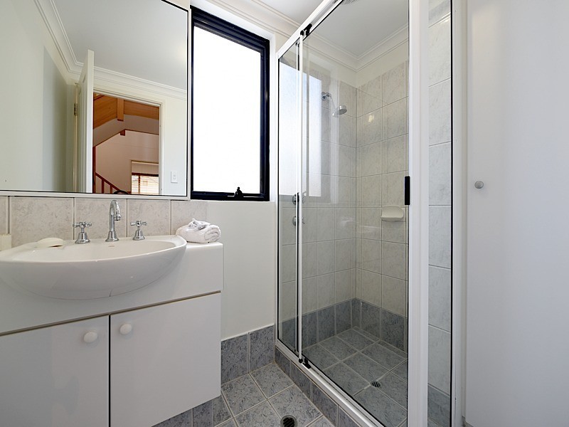 15/42 Burns Street, North Fremantle WA 6159